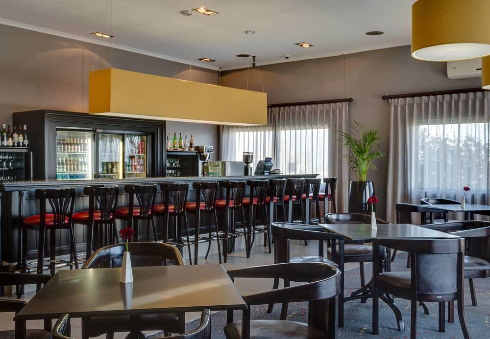 Protea Hotel By Marriott Cape Town Tyger Valley Bellville Exteriör bild