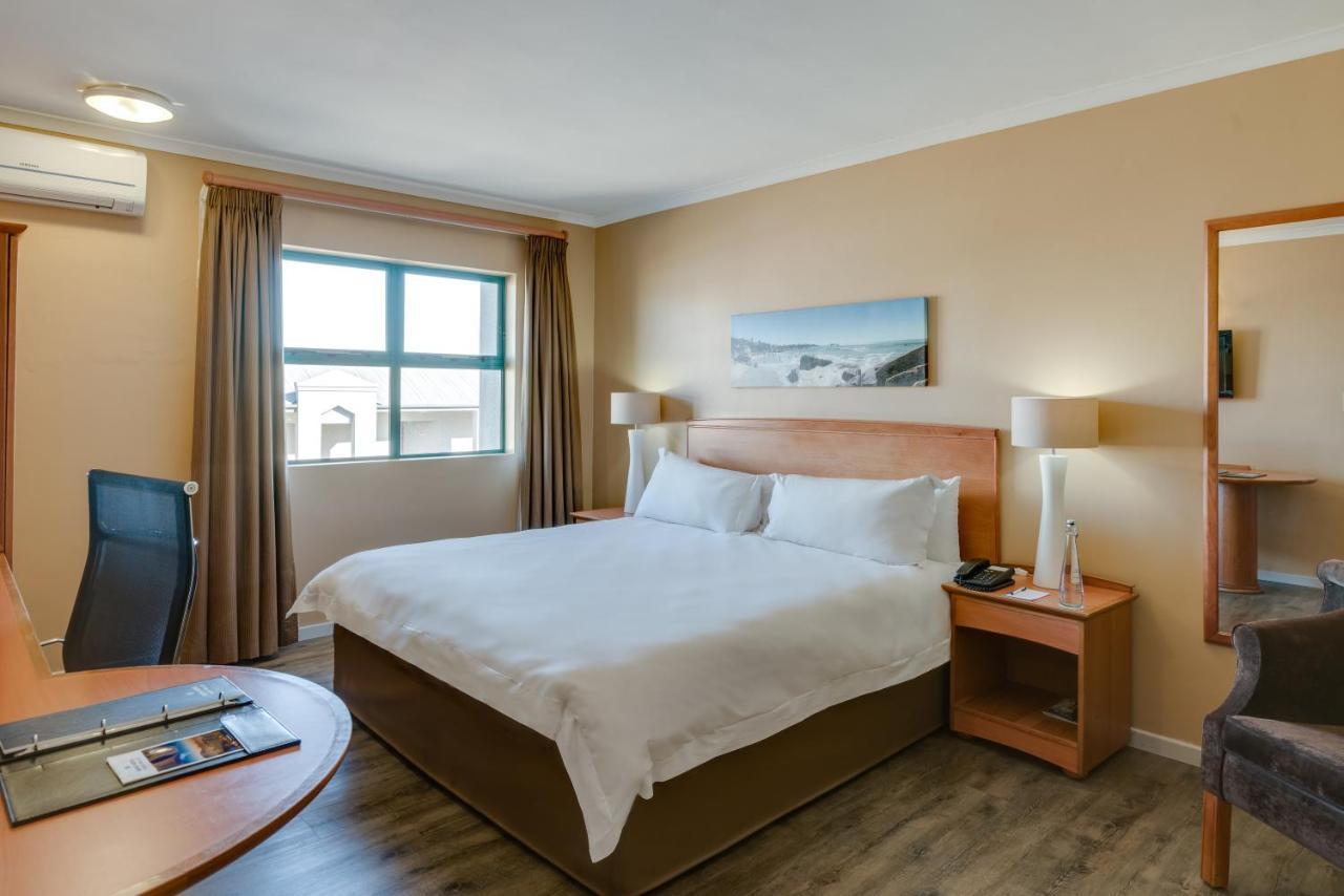 Protea Hotel By Marriott Cape Town Tyger Valley Bellville Exteriör bild