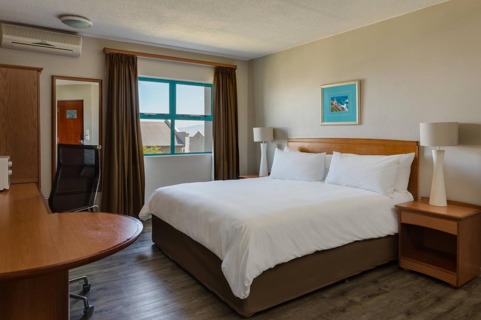 Protea Hotel By Marriott Cape Town Tyger Valley Bellville Exteriör bild