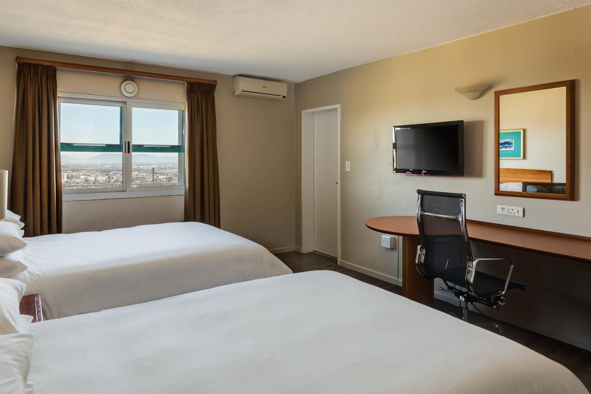 Protea Hotel By Marriott Cape Town Tyger Valley Bellville Exteriör bild